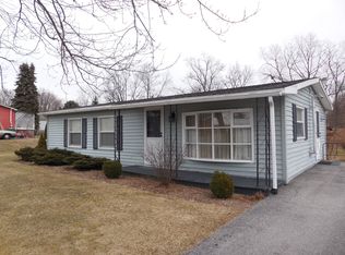 368 Valley Dr, Fayetteville, PA
