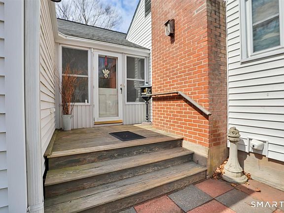 4th image of 69 Denison Road