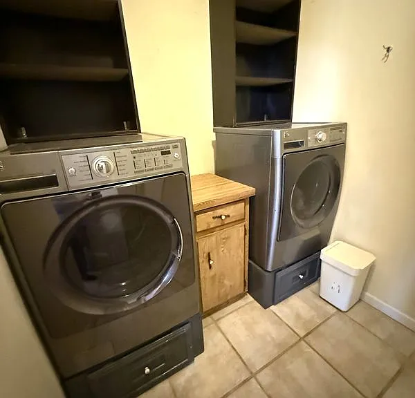 212 Thornton Ln — Photo 18