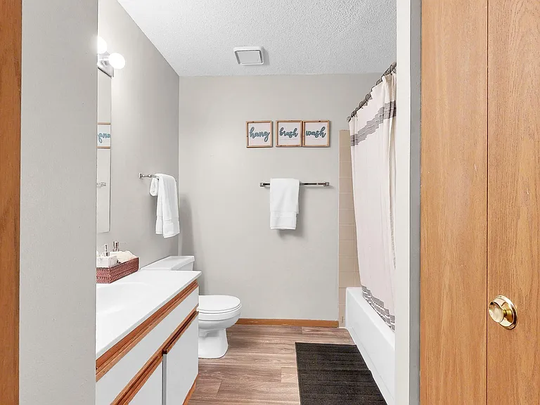 Cinnamon Ridge Apartments — Photo 20