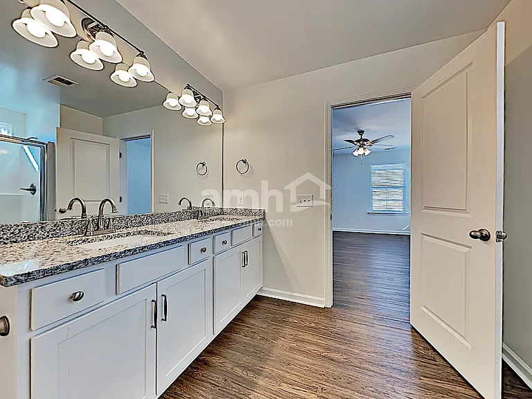 1506 Sanborll Landing Dr — Photo 11