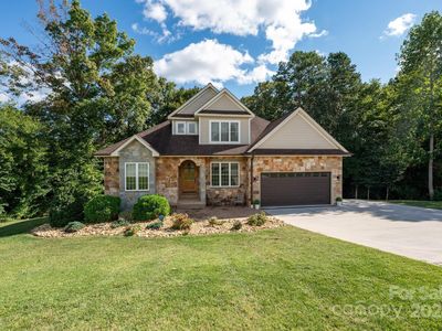 1936 46th Avenue Dr NE, Hickory, NC, 28601