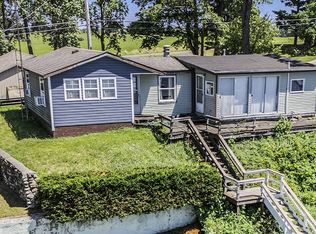 55772 Indian Lake Rd, Dowagiac, MI 49047