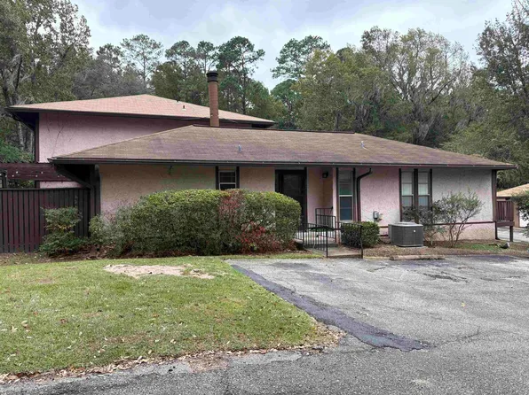 301 Westwood Dr #301, Tallahassee, FL 32304