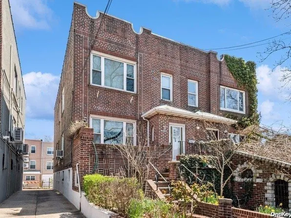 50-53 39th Place, Sunnyside, NY 11104
