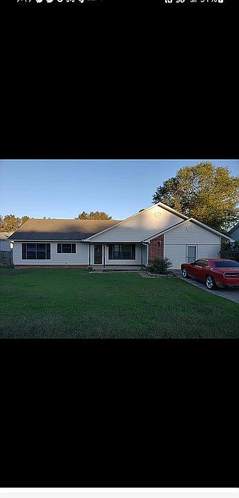 1st image of 1040 Southhills Dr