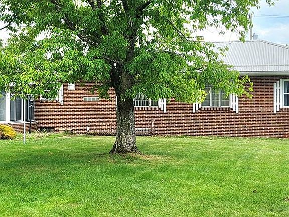 4th image of 1012 Willett Dr
