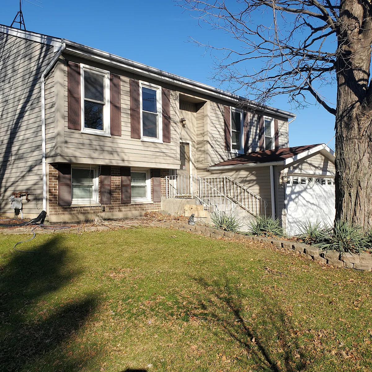 Building Photo - 1120 Darby Ln