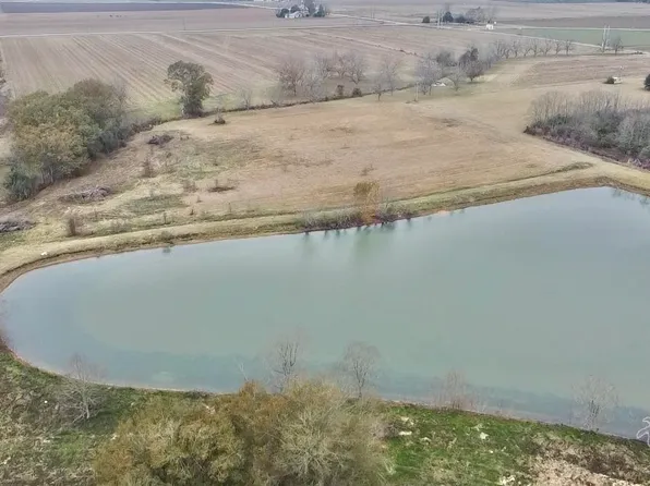 200 Howard Page Ln, Atmore, AL 36502