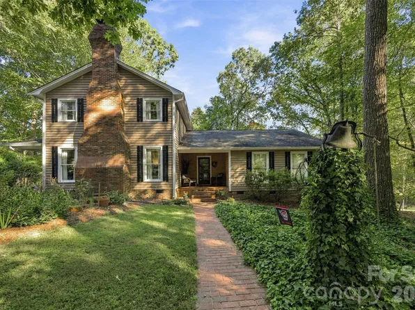 2840 Sparrow Springs Rd, Gastonia, NC 28052