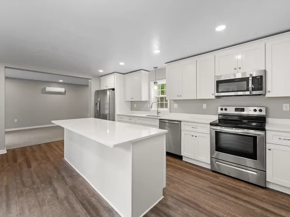 9 Crawford Street, Plymouth, NH 03264