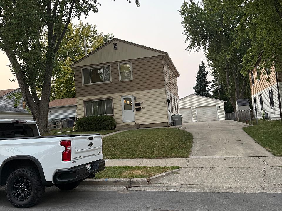 1st image of 4714 W Howard Ave #4714