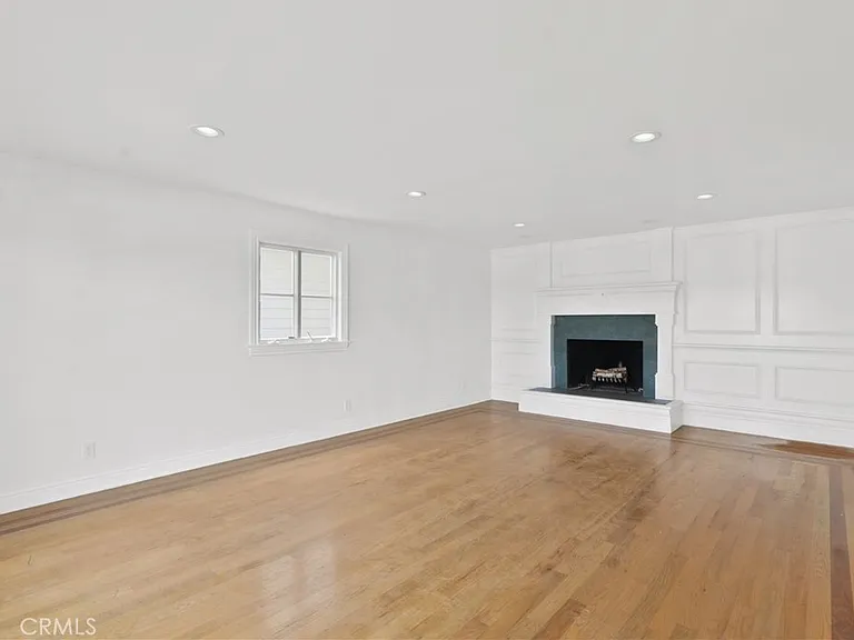 7908 W 81st St — Photo 20