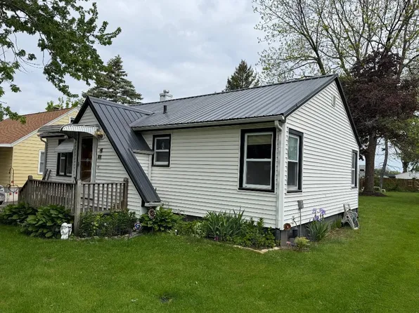 511 Allen St, La Porte, IN 46350