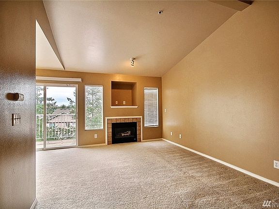 4th image of 710 240th Way SE Unit G304