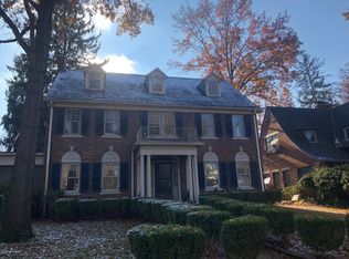 2238 Village Dr, Louisville, KY 40205