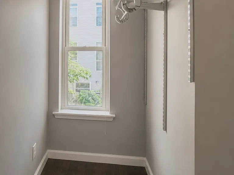 2134 Wharton St — Photo 25