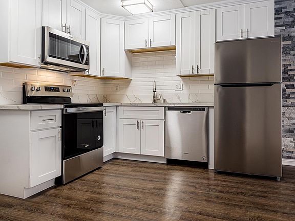 3rd image of 3776 Alabama St Unit 118