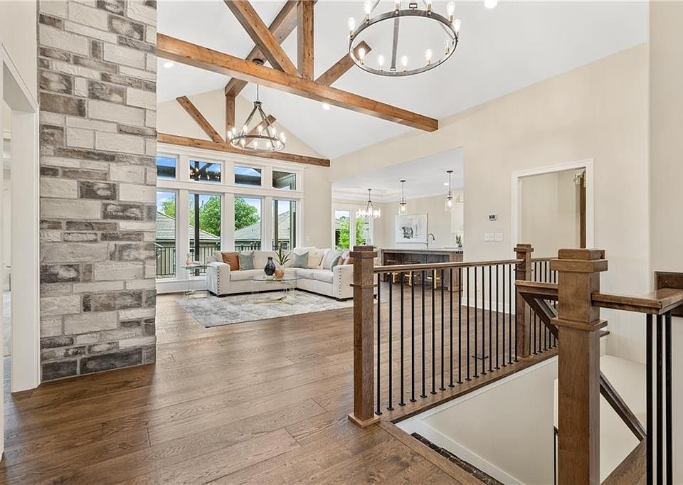 4367 NE Hideaway Dr, Lees Summit, MO 64064 | MLS #2573903 | Zillow