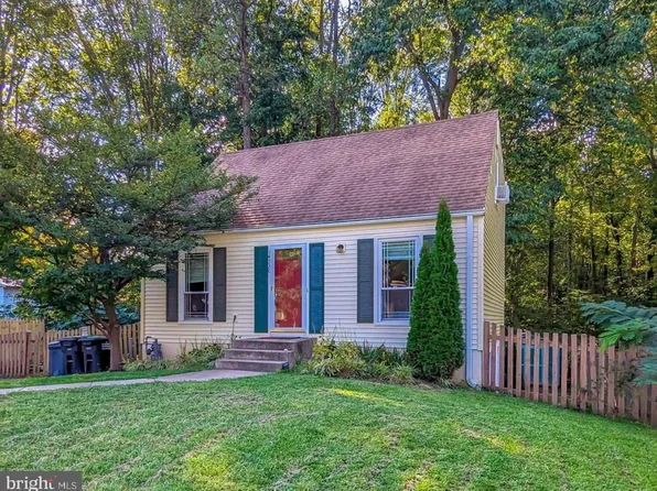 14330 Silverdale Dr, Woodbridge, VA 22193