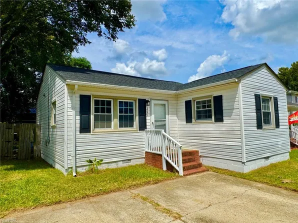 205 Gale Ave, Chesapeake, VA 23323