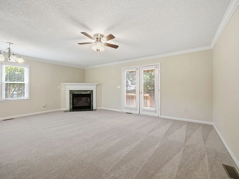 1601 Oakland Hills Way — Photo 2