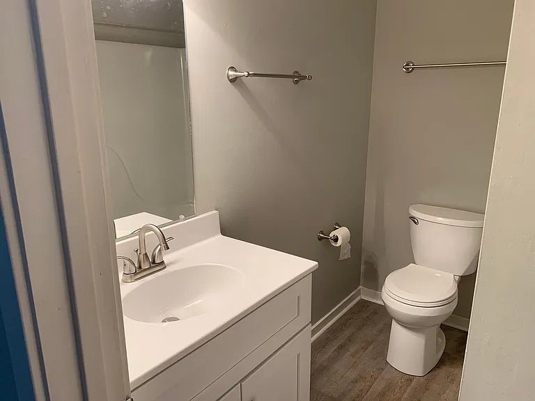2411 Front St #F-26 — Photo 4