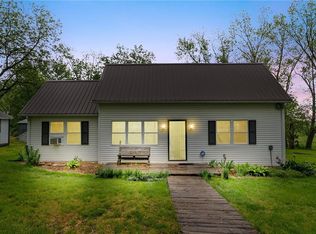 12927 N Garner Rd, Richmond, MO 64085