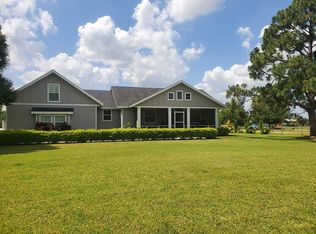 18521 Green Meadow Rd, Fort Myers, FL 33913