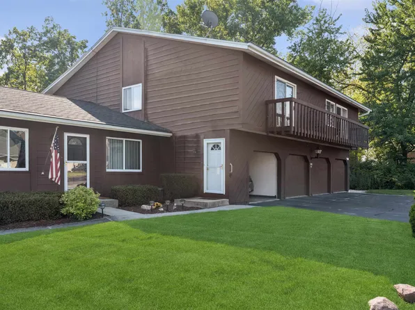 2609 Cross Creek Dr APT D, Sheboygan, WI 53081