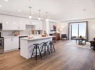 171 Kortright Rd W #408, Guelph, ON N1G0G4