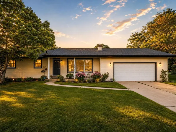 7901 Catalpa St, Dyer, IN 46311