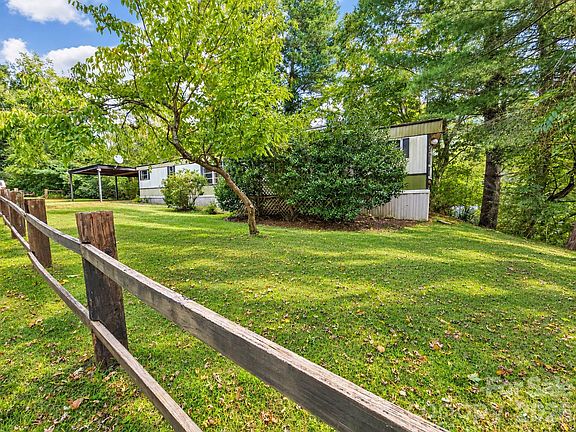 4th image of 1491 Prices Creek Rd