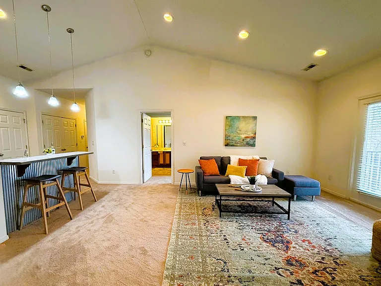 Great Room with Cathedral Ceilings (Maplewood 3 BR, staged)