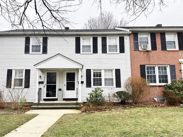 222 Sylvan Knoll Road, Stamford, CT 06902