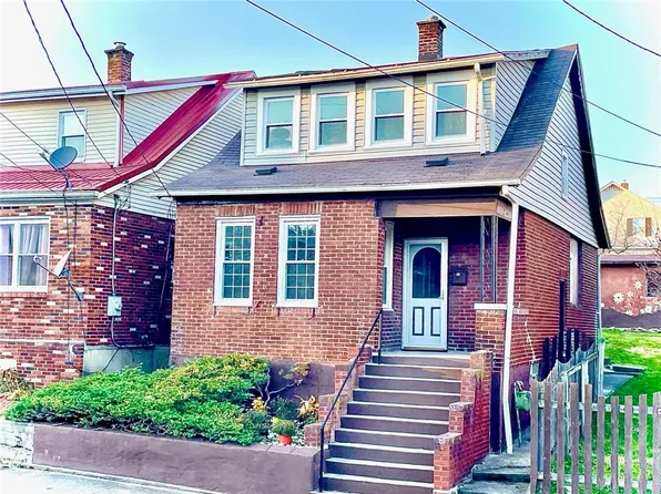 30 E 1st Ave, Latrobe, PA 15650