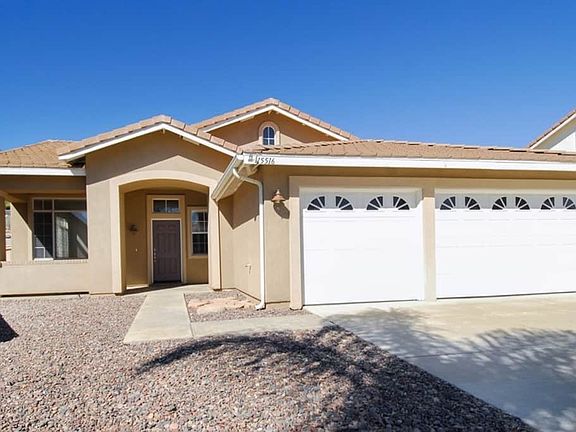 2nd image of 15516 Lantern Hill Ln