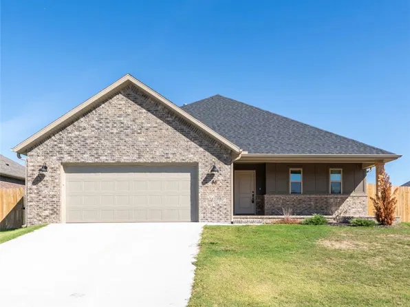 86 W Watson Ln, Farmington, AR 72730