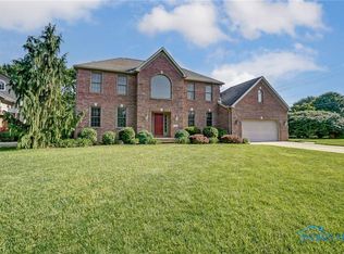 1312 Kensington Blvd, Bowling Green, OH 43402