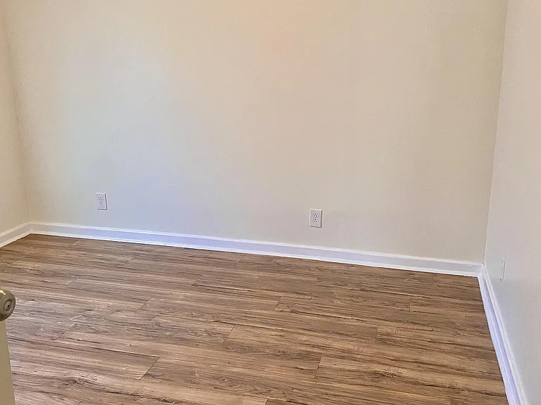 29 Warren Ct — Photo 5