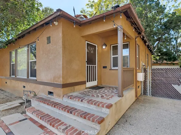 7725 Owensmouth Ave, Canoga Park, CA 91304