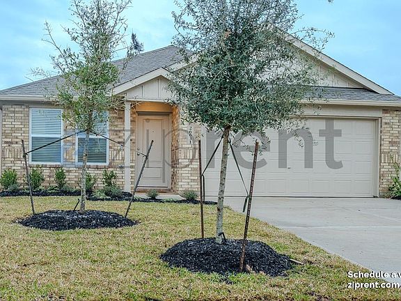 2nd image of 26631 Pampas Grass Ln