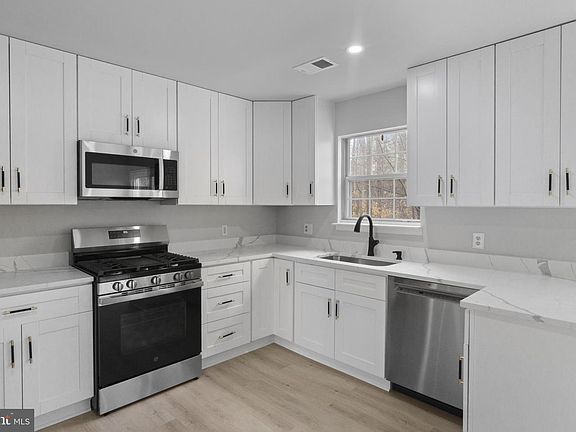 3rd image of 8603 Rocky Gap Ct