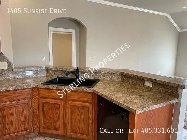 1405 Sunrise — Photo 11