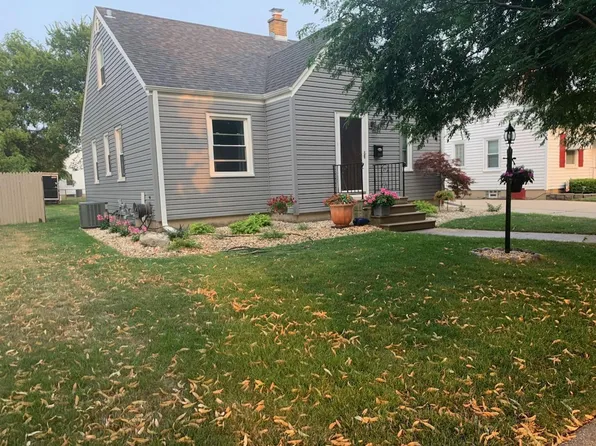 7817 19th AVENUE, Kenosha, WI 53143