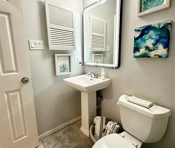 2111 Warwick Dr — Photo 20