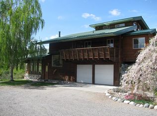 11 River Overlook St, Omak, WA 98841