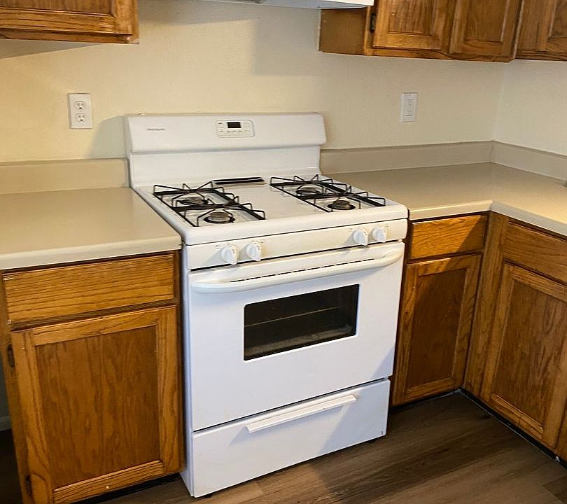1st image of 306 Texas St NE APT C