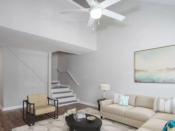 309 Crown Point Dr, Salisbury, NC 28146