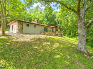 244 Manufacturers Rd, Rockwood, TN 37854